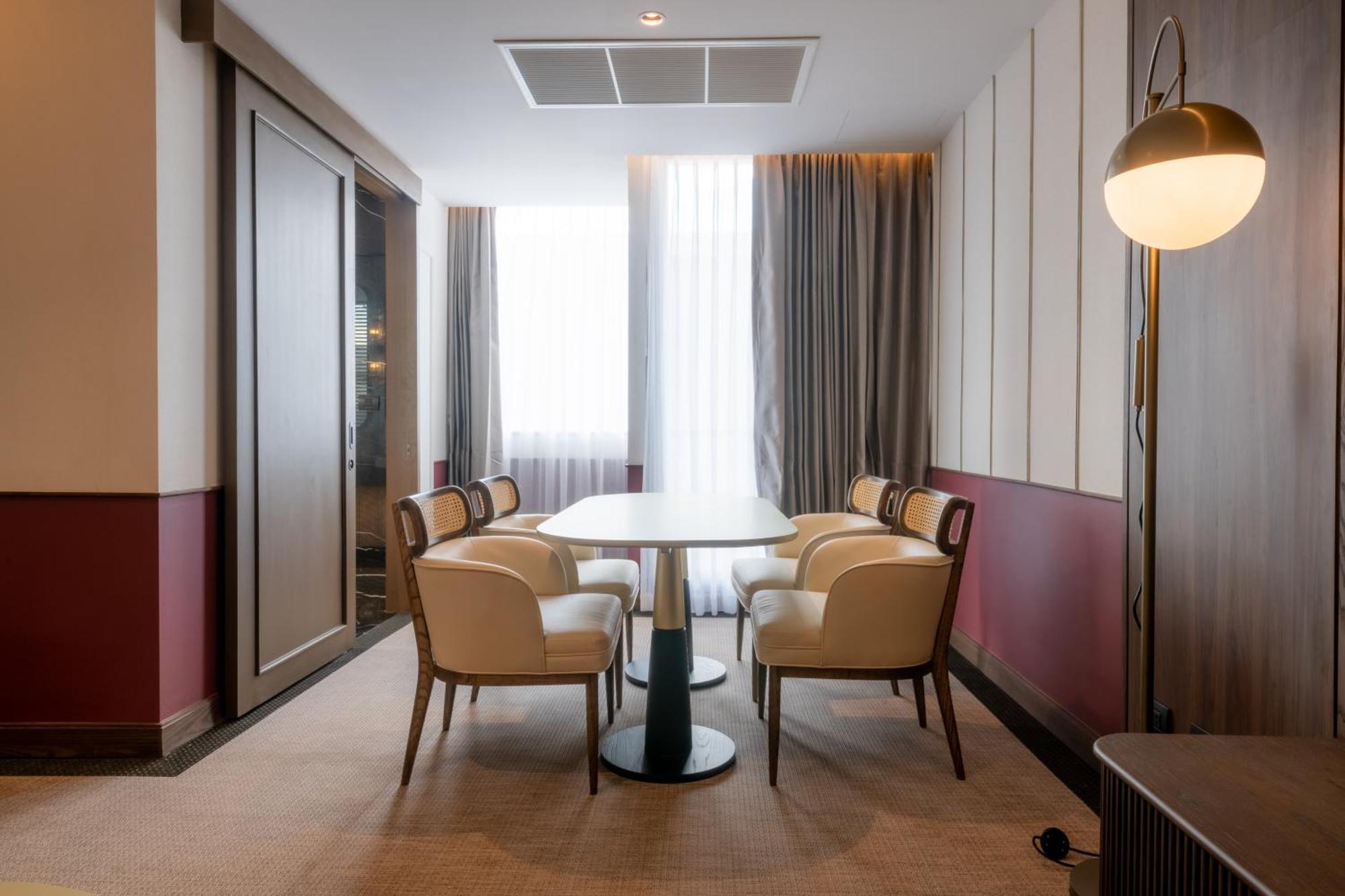 Hotel Moco Удонтхані Екстер'єр фото